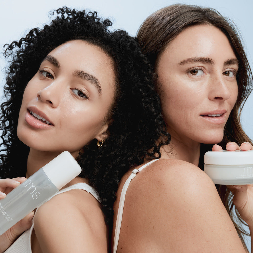 The Ultimate Guide: Gel Cleansers vs. Balm Cleansers