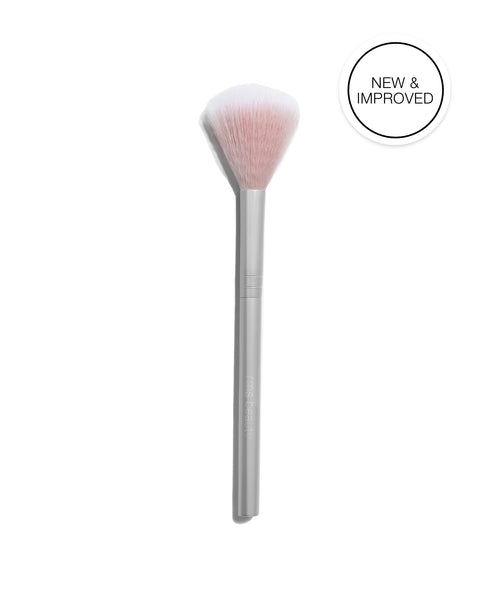 Skin2Skin Classic Fan Brush – Credo