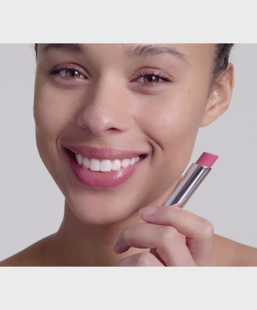 Video of model using Tinted Daily Lip Balm 